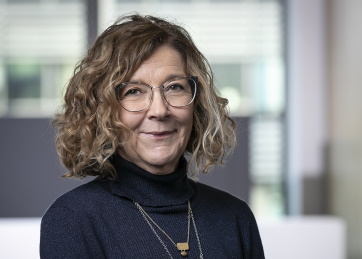 Cornelia Mettlen, Partner - Legal & Corporate Services